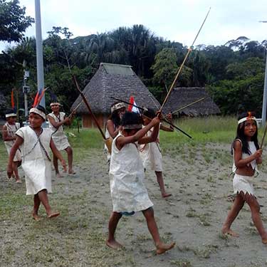 Défilé des enfants pour la fête nationale